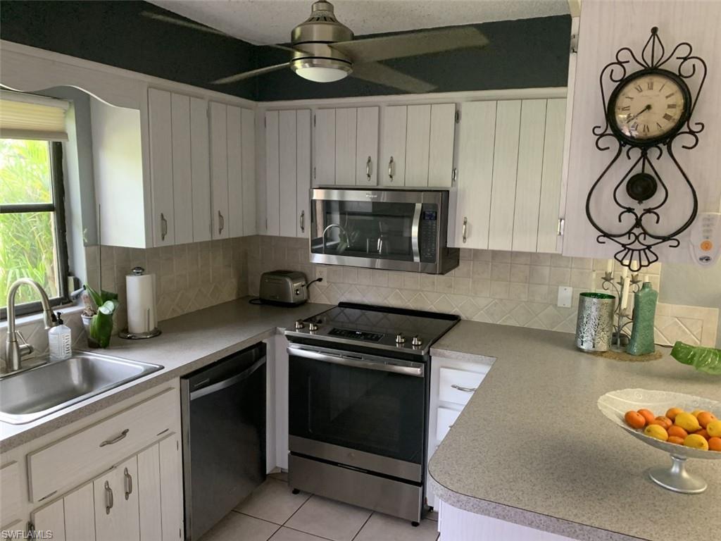 PLAZA DE MANANA CONDO - Residential