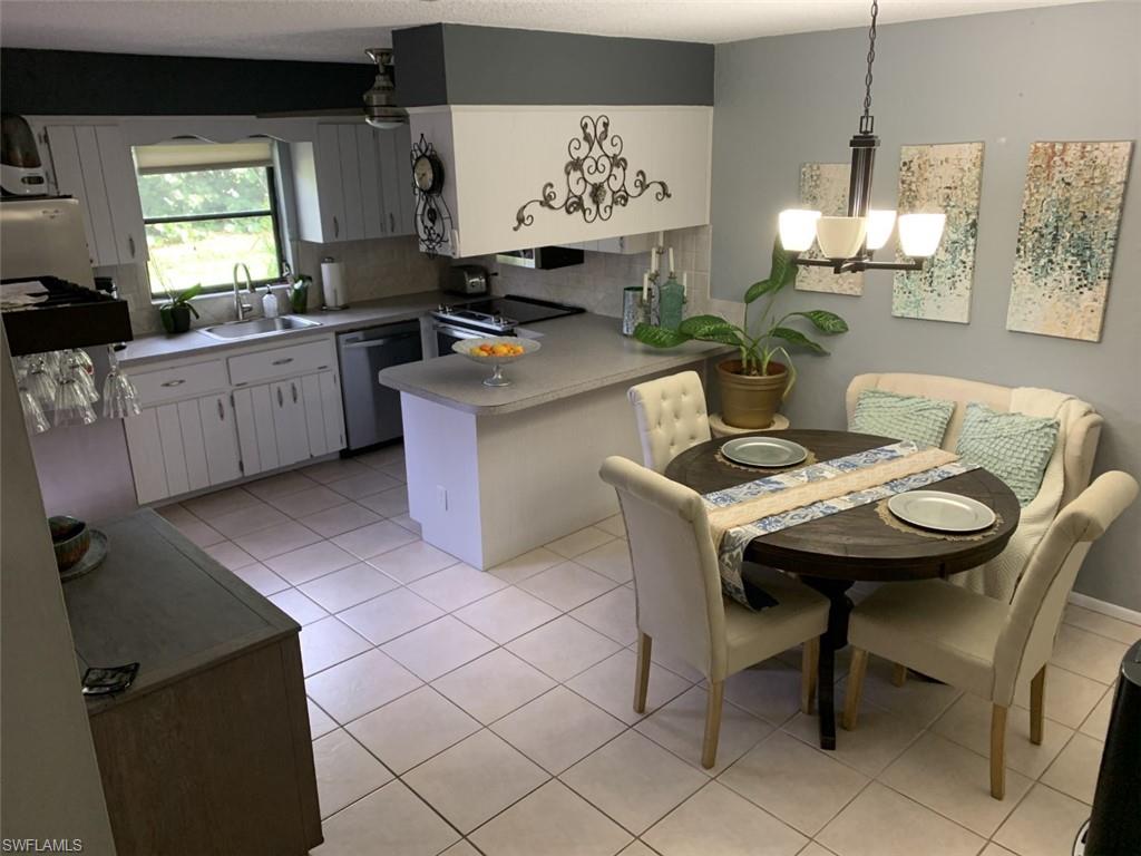 PLAZA DE MANANA CONDO - Residential