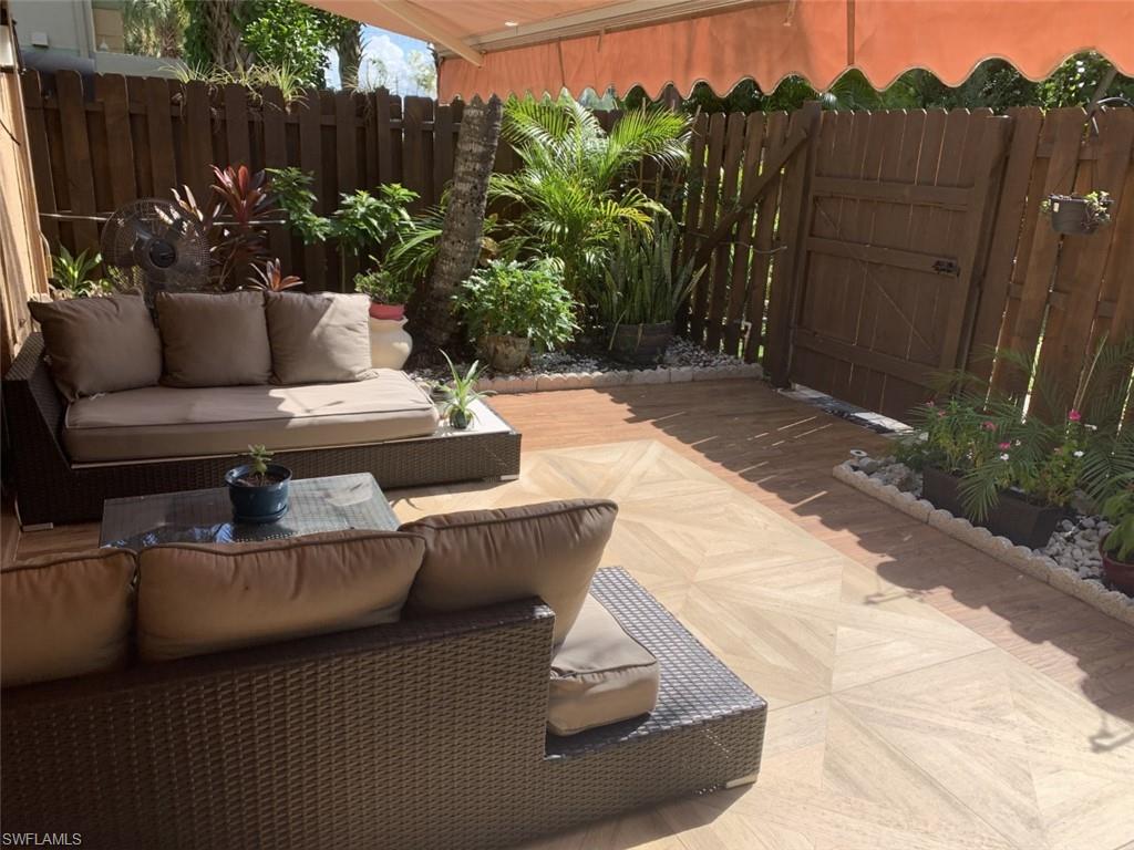 PLAZA DE MANANA CONDO - Residential