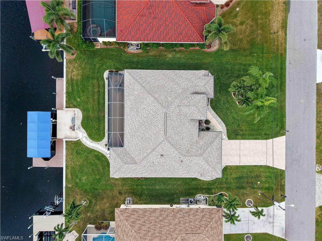 1114 SE 21st TER