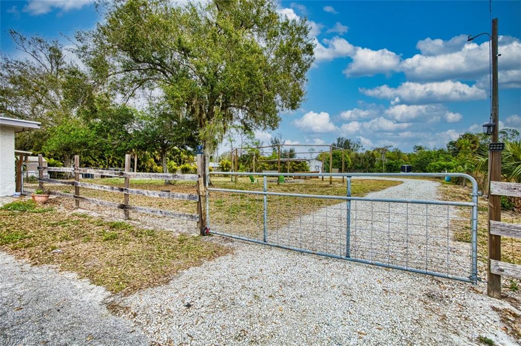 BUCKINGHAM - Residential