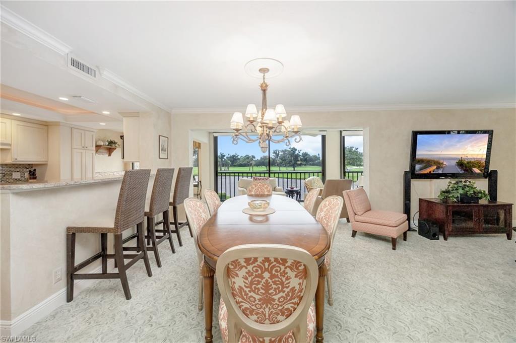 225 Wildwood LN