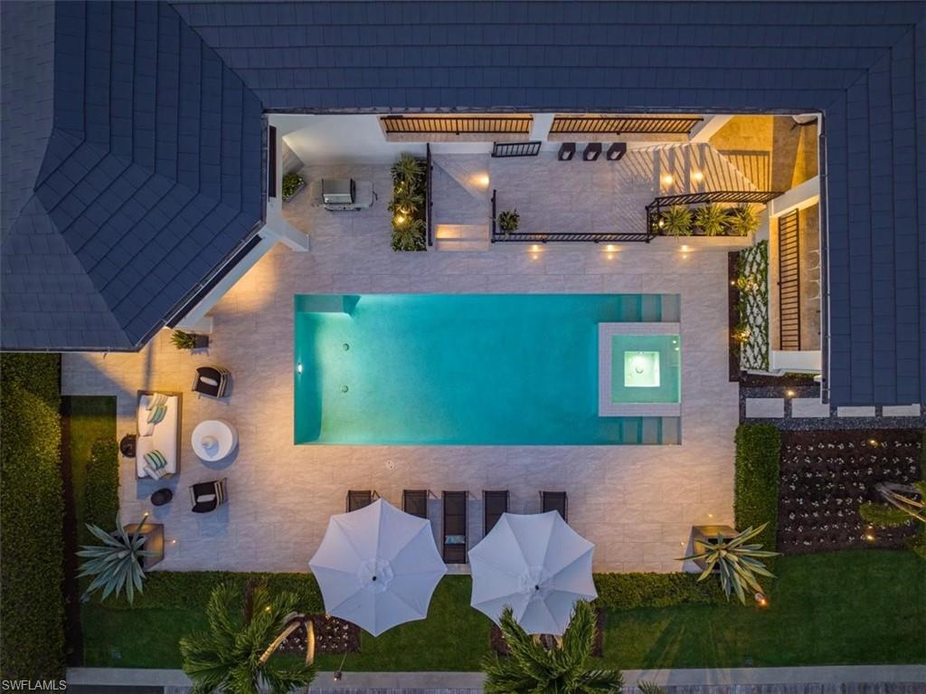 AQUALANE SHORES - Residential