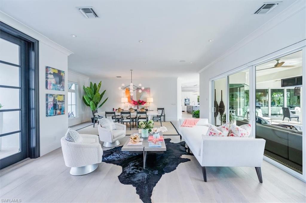 AQUALANE SHORES - Residential