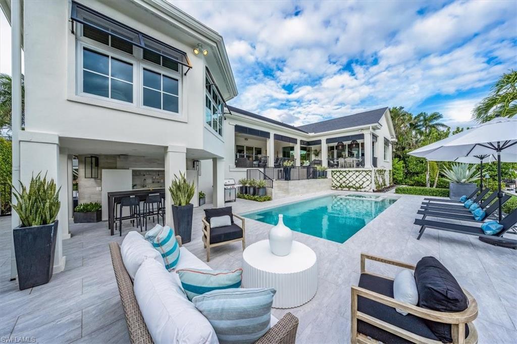 AQUALANE SHORES - Residential