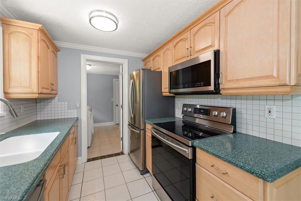 FLAMINGO ESTATES - Residential