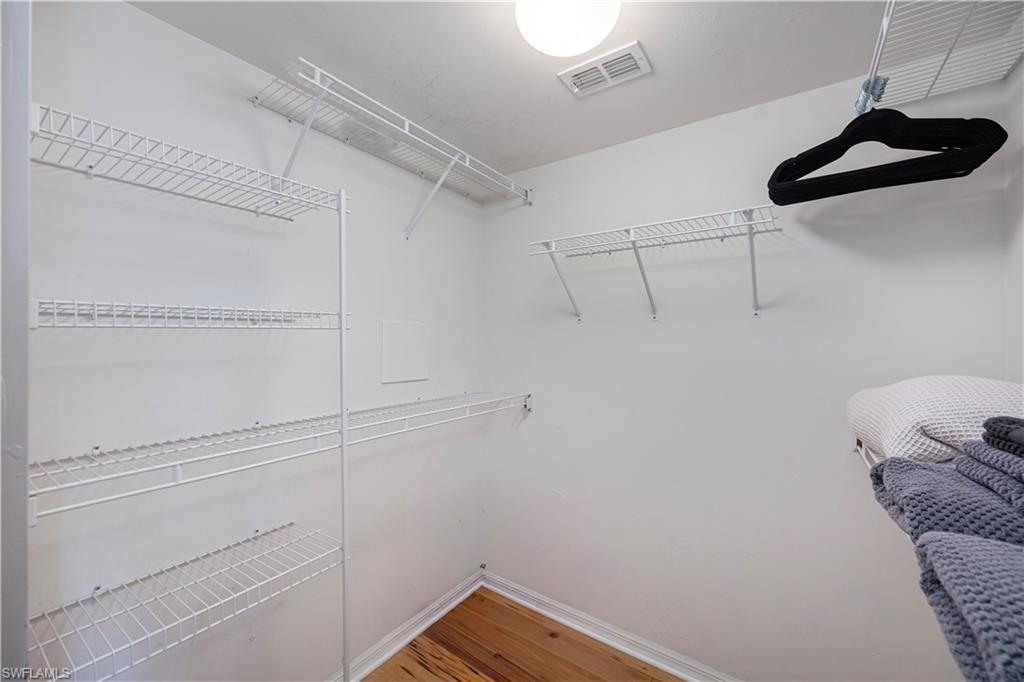 PIPERS GROVE - Residential