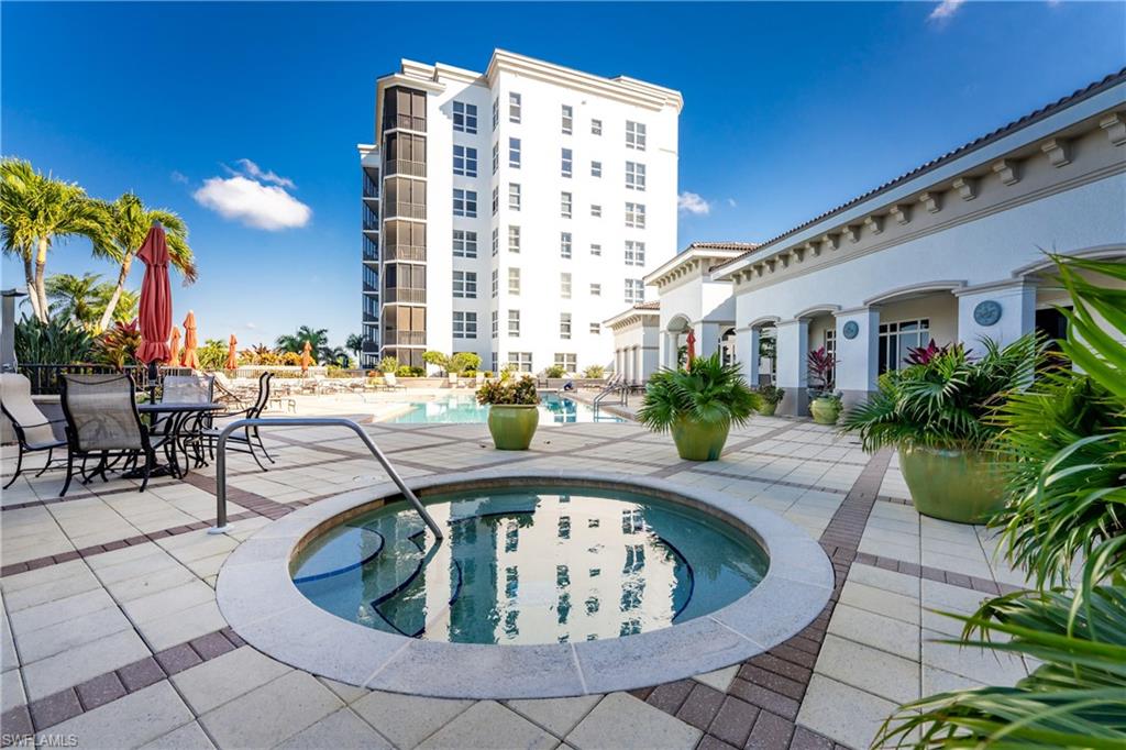 GRANDE ISLE III - Residential