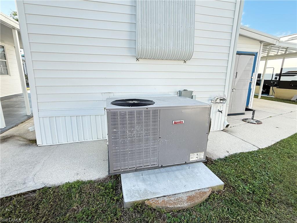 FORT MYERS BEACH CAMPGROUND - Residential