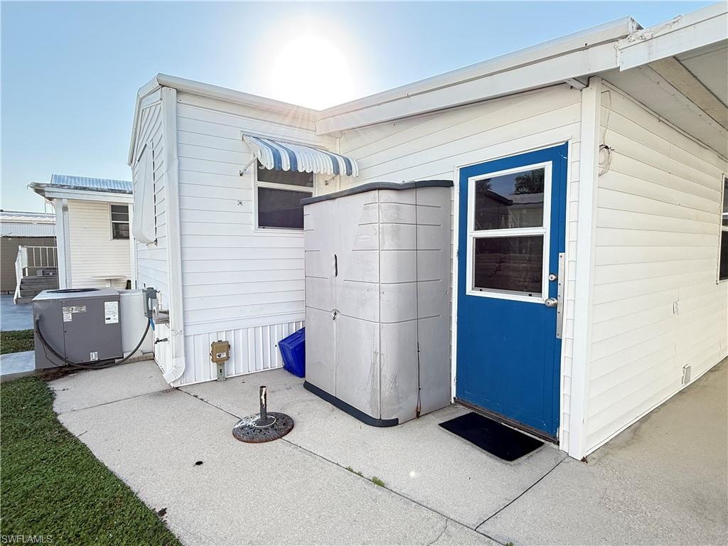 FORT MYERS BEACH CAMPGROUND - Residential