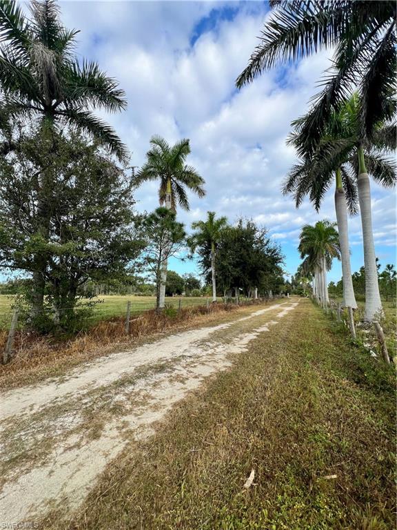 ACREAGE - Residential