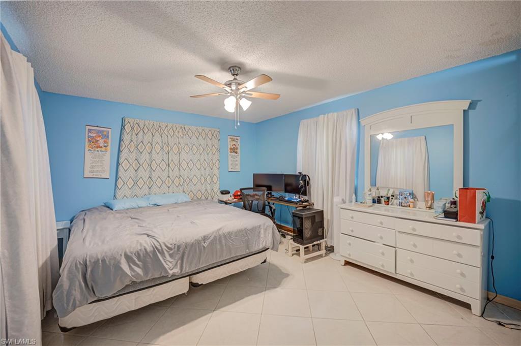 FORT MYERS SHORES - Residential