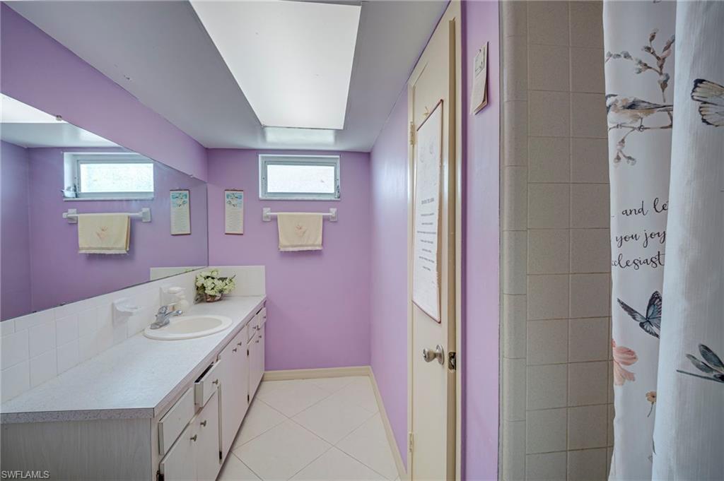 FORT MYERS SHORES - Residential