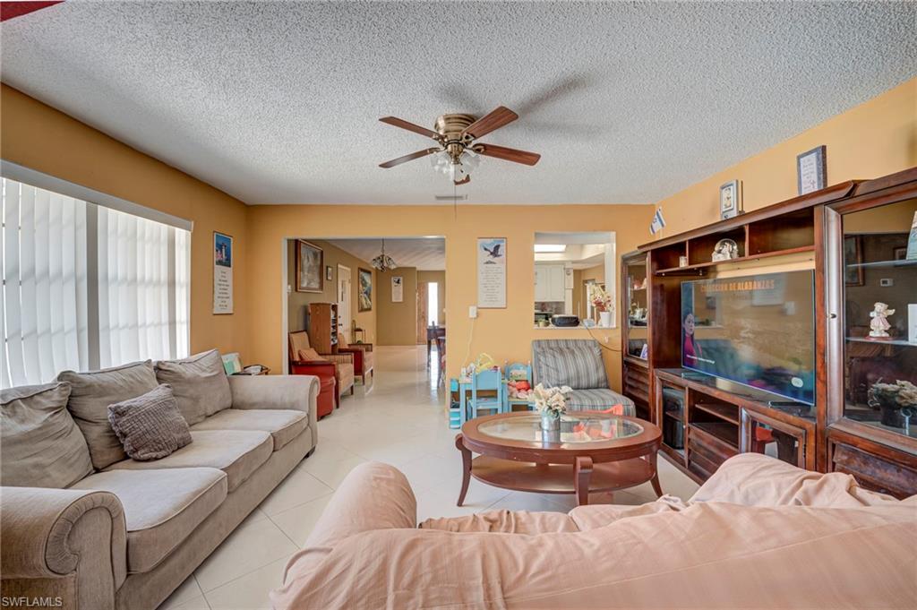 FORT MYERS SHORES - Residential