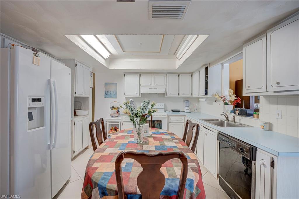 FORT MYERS SHORES - Residential