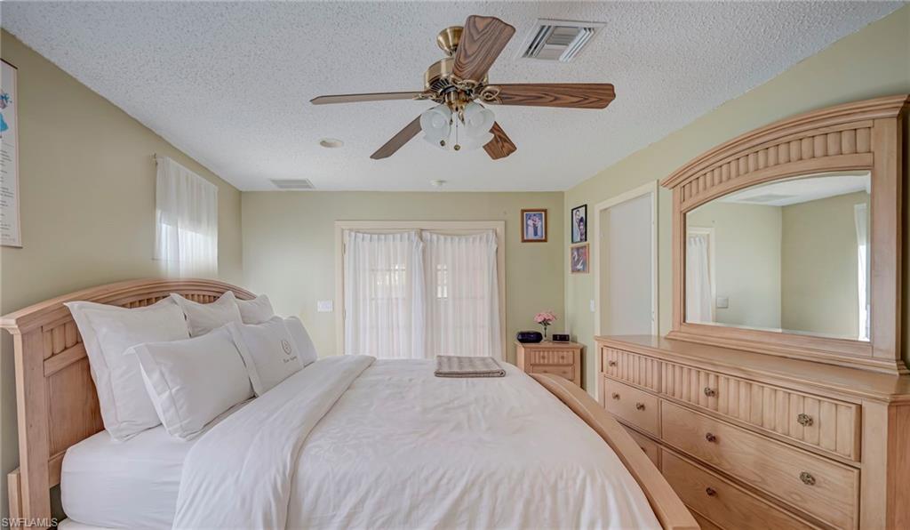 FORT MYERS SHORES - Residential