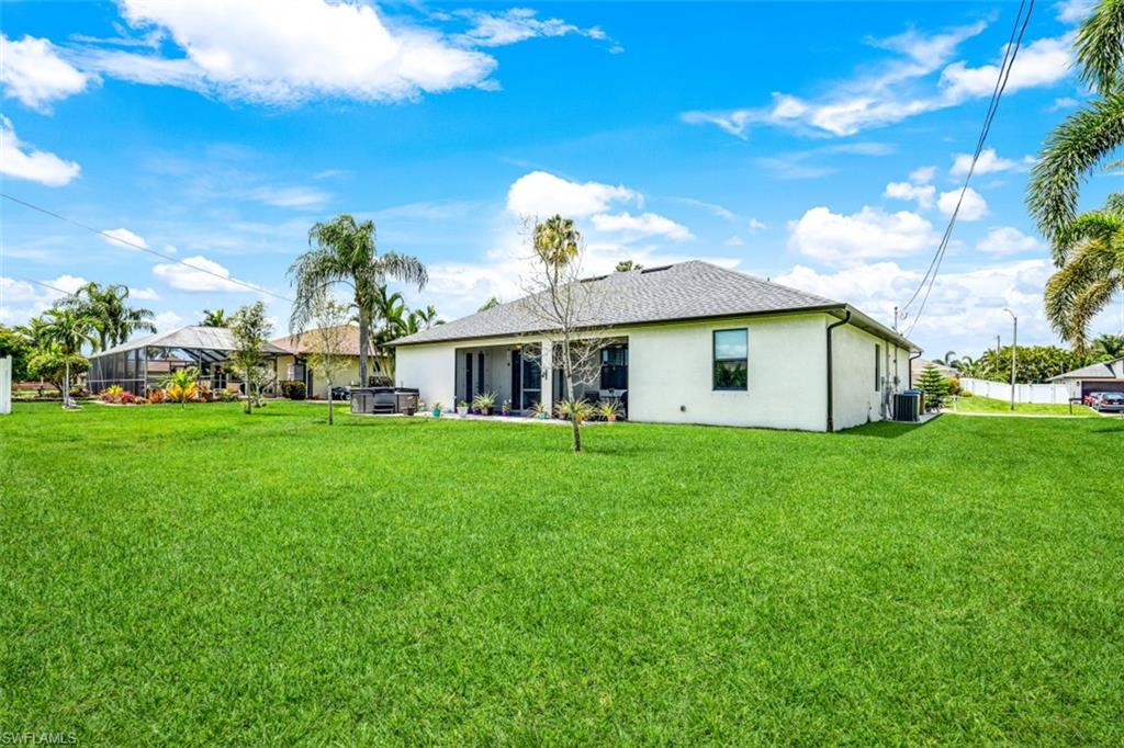 CAPE CORAL - Residential
