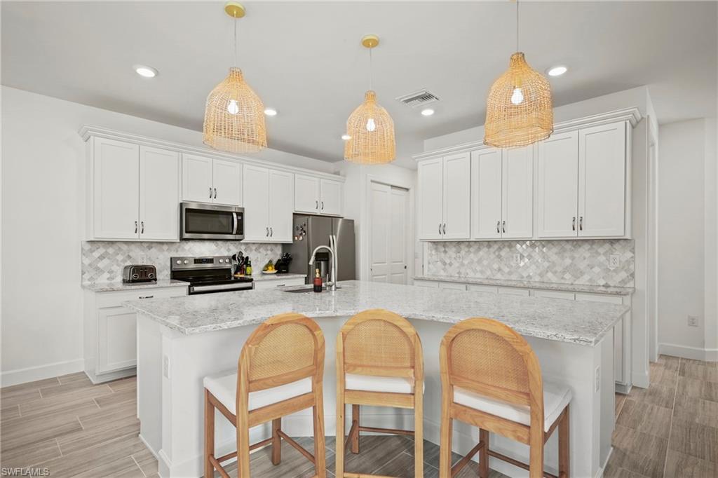 SONOMA OAKS - Residential Lease