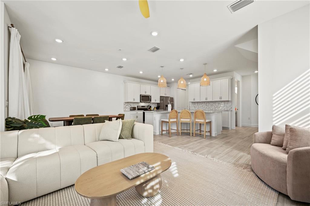 SONOMA OAKS - Residential Lease