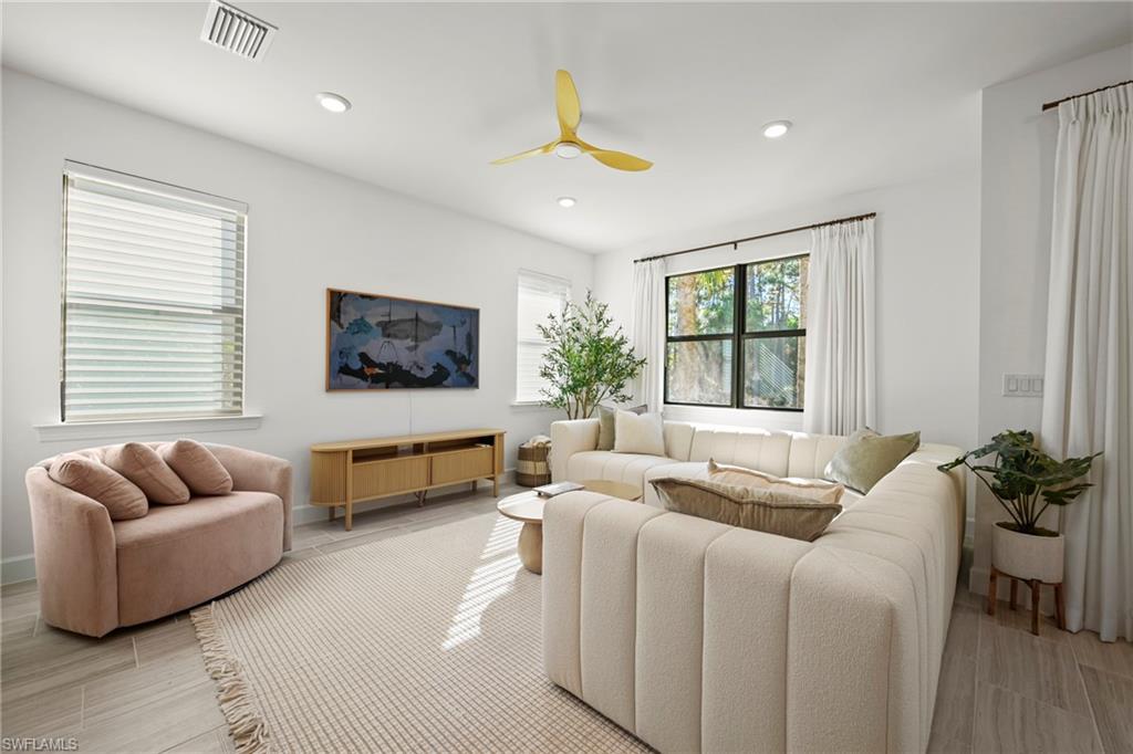 SONOMA OAKS - Residential Lease