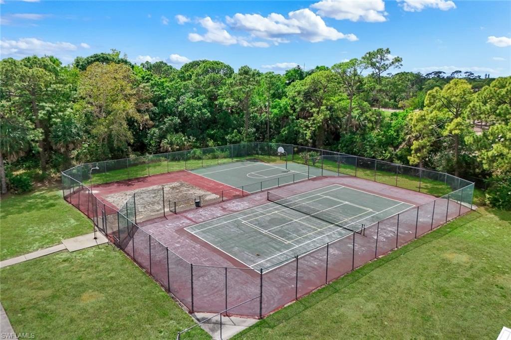 SPANISH GARDENS - Residential