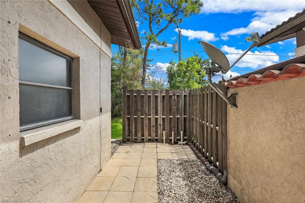 SPANISH GARDENS - Residential