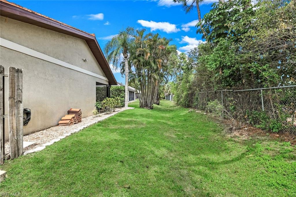 SPANISH GARDENS - Residential