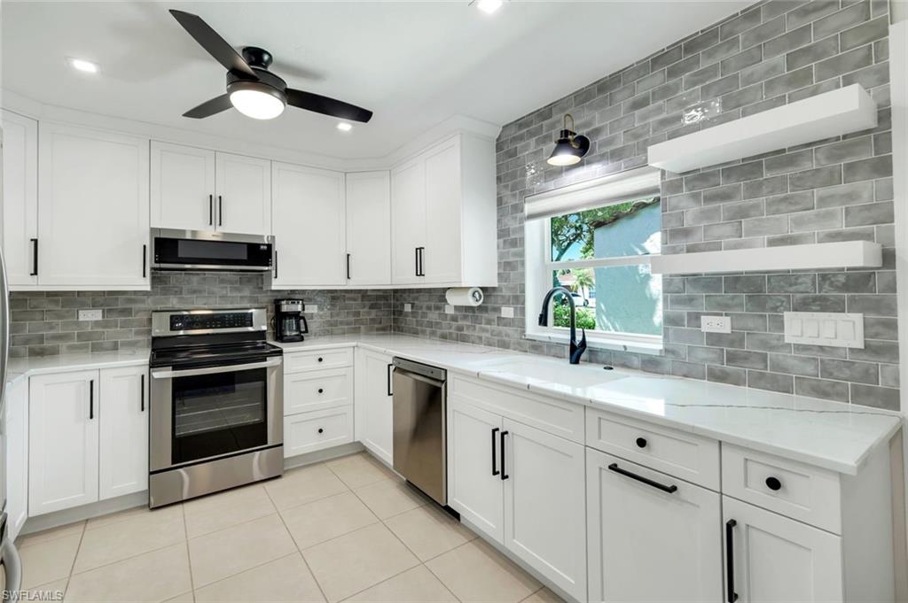 SPANISH GARDENS - Residential