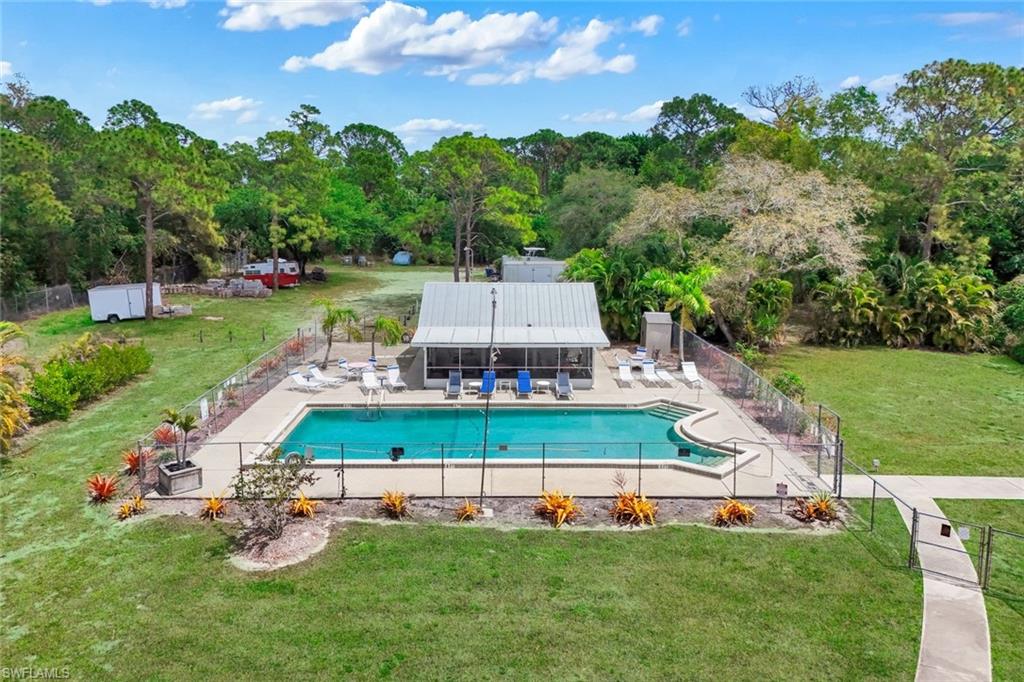 SPANISH GARDENS - Residential