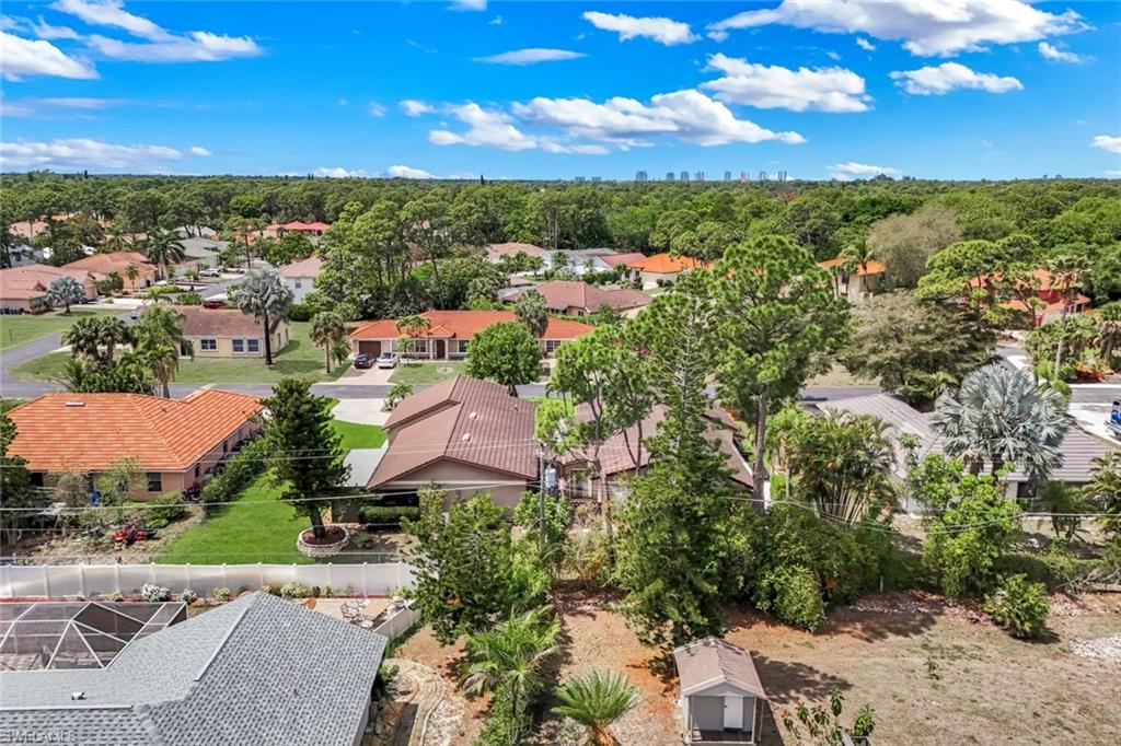 SPANISH GARDENS - Residential