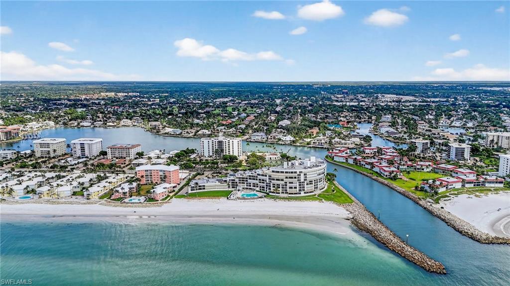 2301 Gulf Shore BLVD N 114