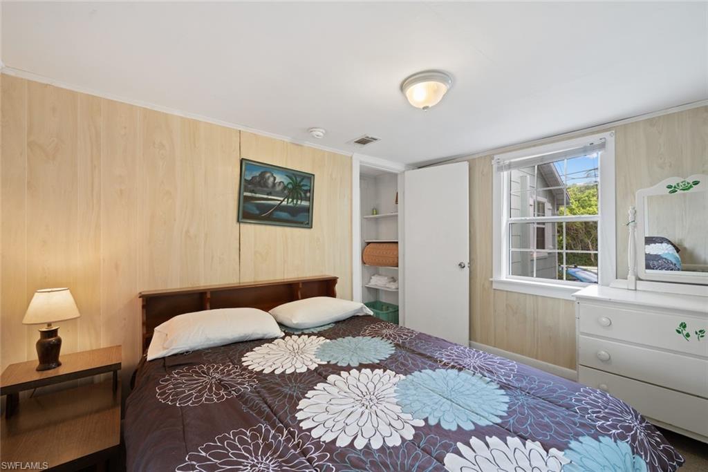 MCPHIE PARK - Residential