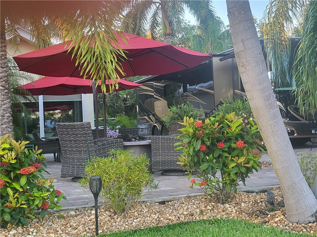 RIVERBEND MOTORCOACH RESORT - Land