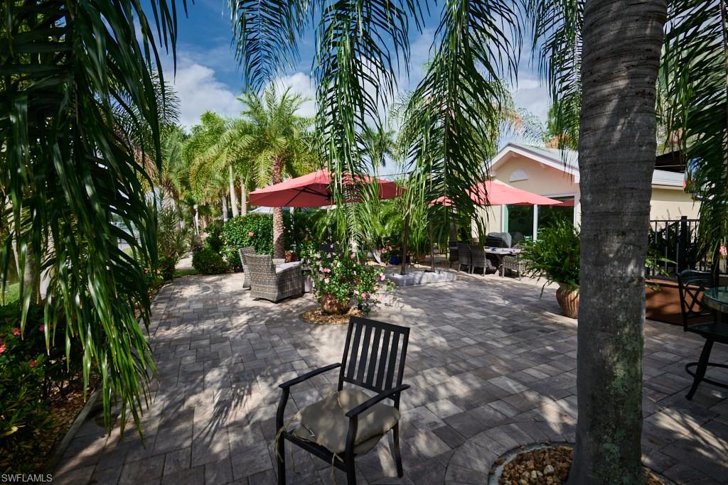 RIVERBEND MOTORCOACH RESORT - Land