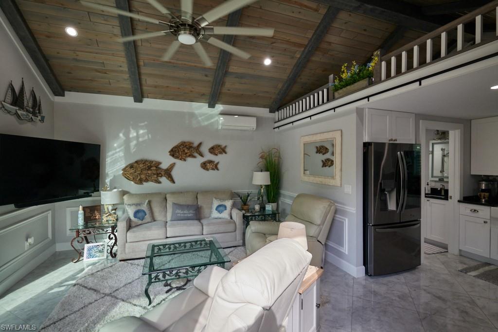 RIVERBEND MOTORCOACH RESORT - Land