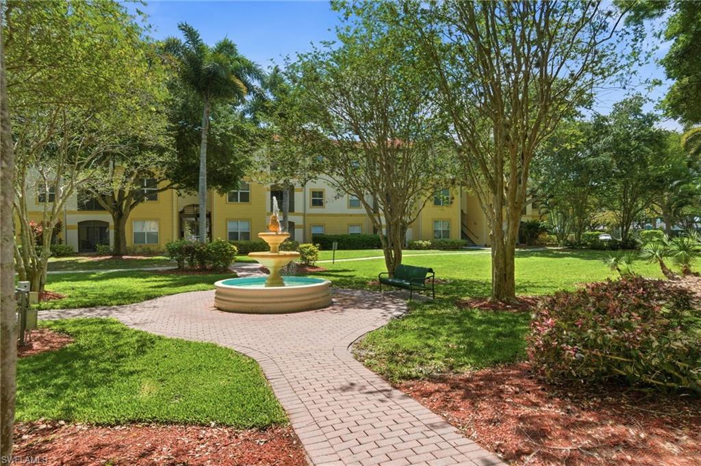 ROYAL GREENS - Residential