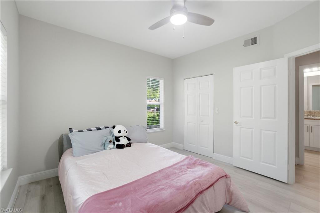 ROYAL GREENS - Residential