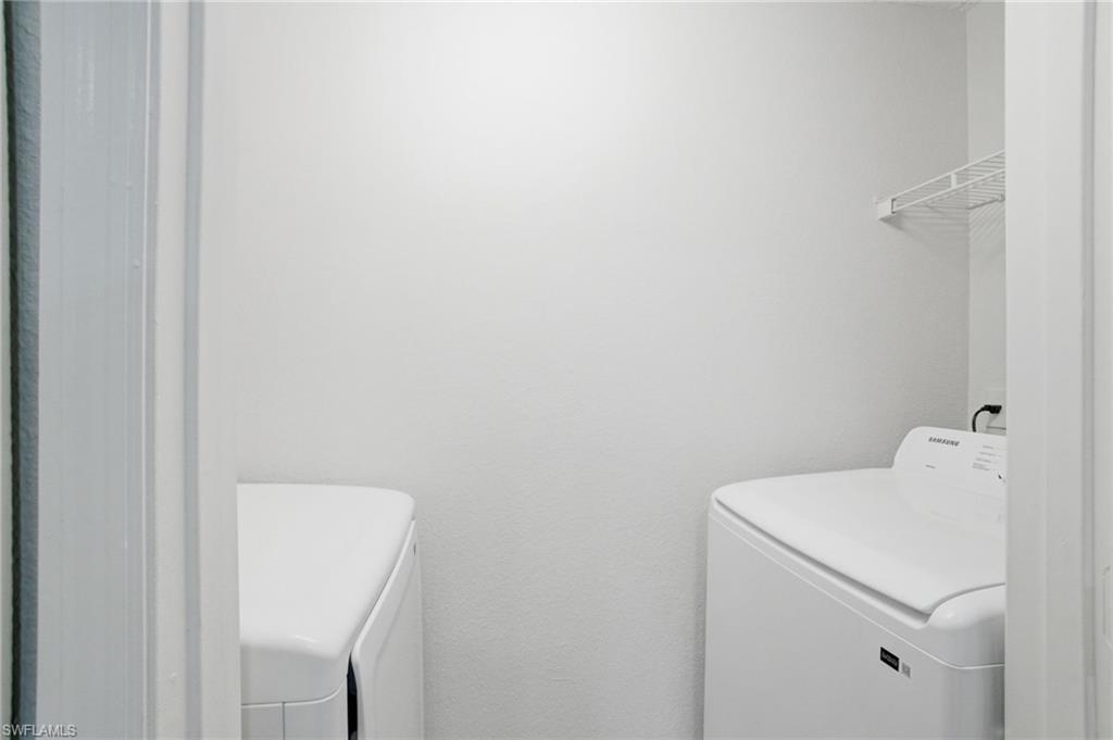 ROYAL GREENS - Residential