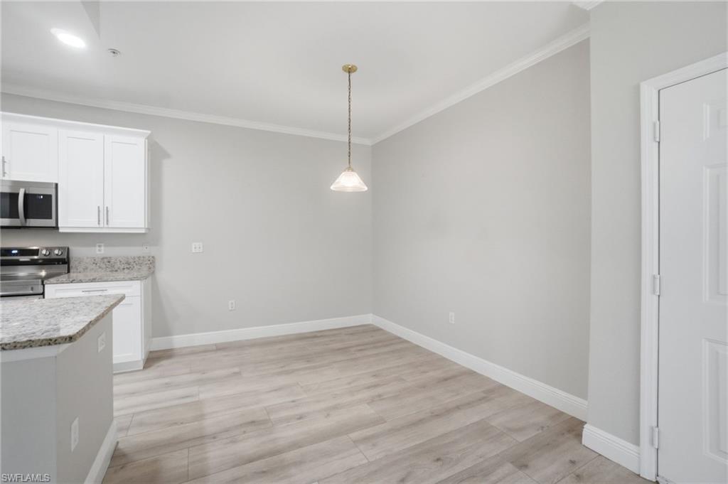 ROYAL GREENS - Residential