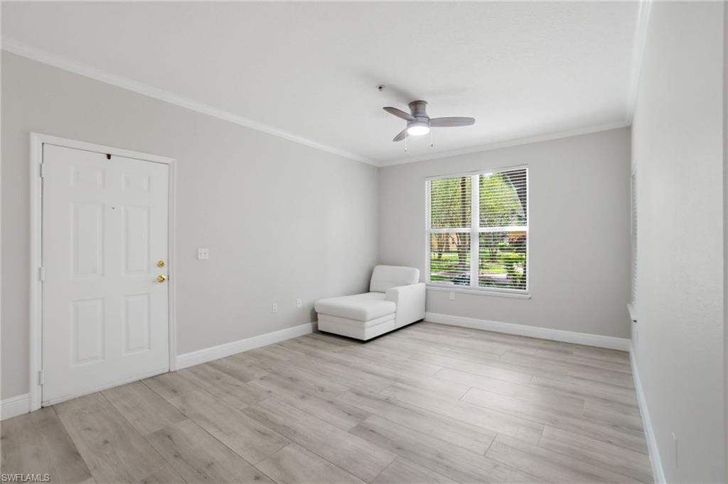 ROYAL GREENS - Residential