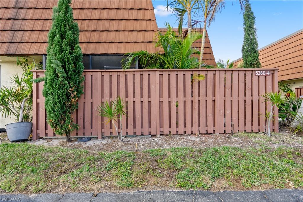 5260 Cedarbend DR SW 4