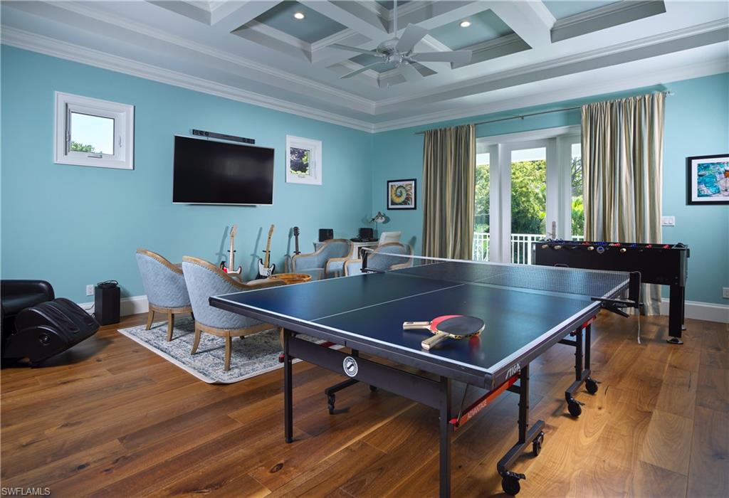 PARK SHORE - Residential