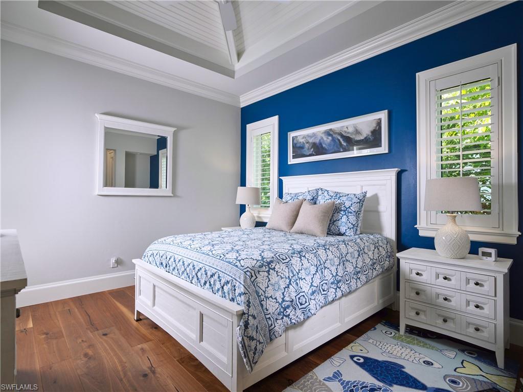 PARK SHORE - Residential