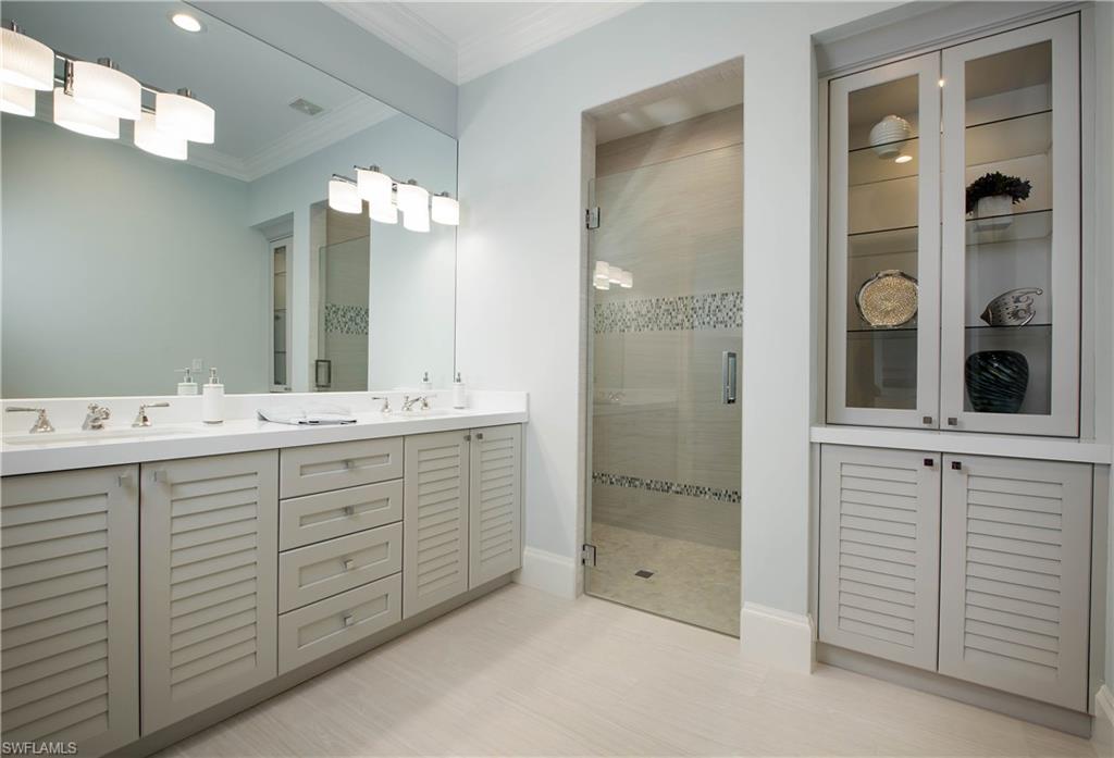 PARK SHORE - Residential