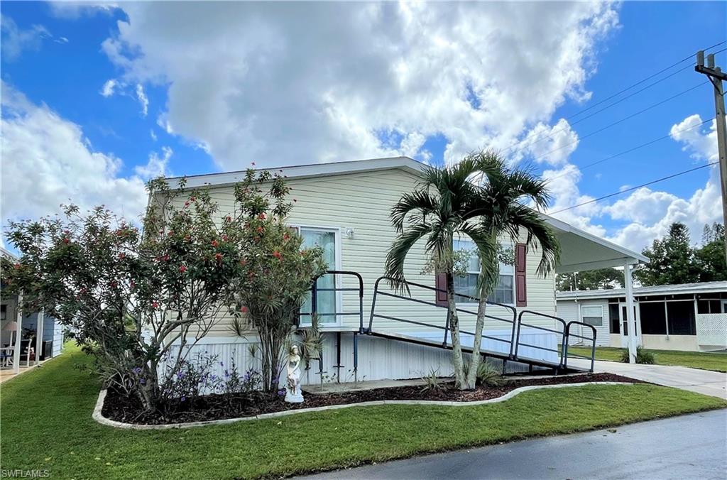 LAZY DAYS MOBILE VILLAGE - Residential