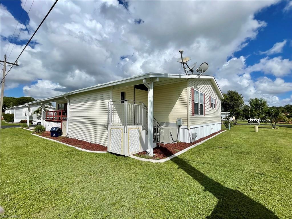 LAZY DAYS MOBILE VILLAGE - Residential