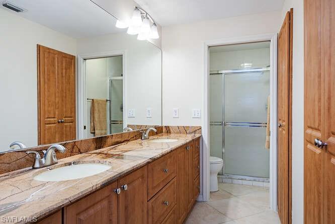 LAUREL OAKS AT PELICAN BAY - Residential