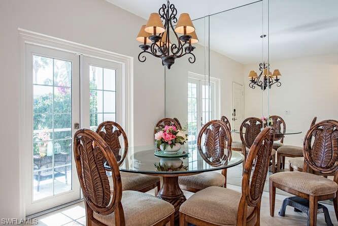 LAUREL OAKS AT PELICAN BAY - Residential