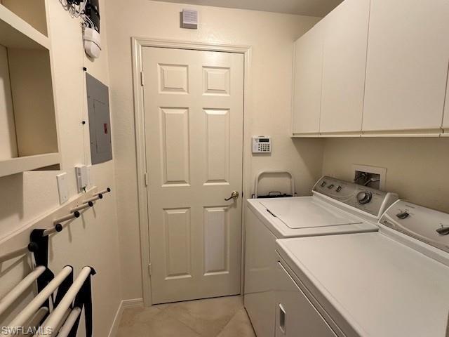 LAUREL OAKS AT PELICAN BAY - Residential