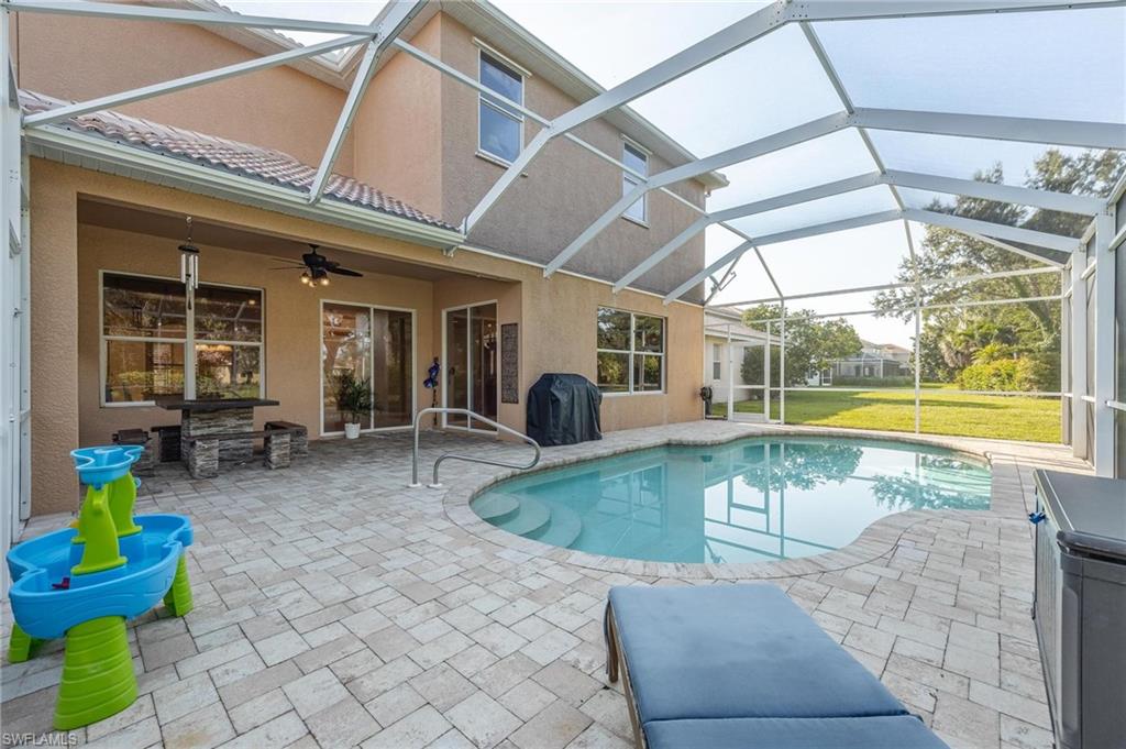 STONEYBROOK - Residential